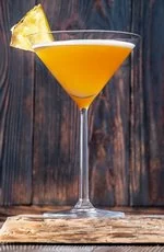 Abbildung: Amaretto-Apricot-Martini-Cocktail