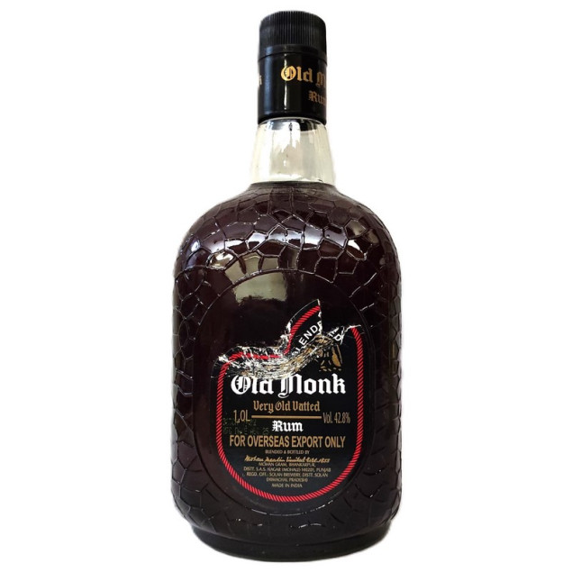 Old Monk Rum 7 Jahre Etikett beschädigt 1 L 42,8 % vol