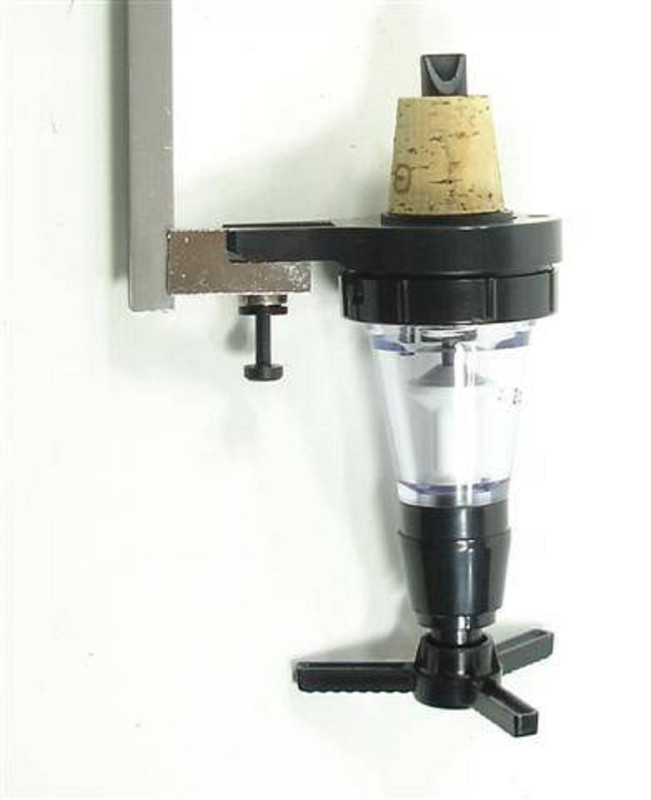 Universal Portionierer mit Wandhalterung für 3 L Flaschen Universal Portionierer mit Wandhalterung für 3 L Flaschen