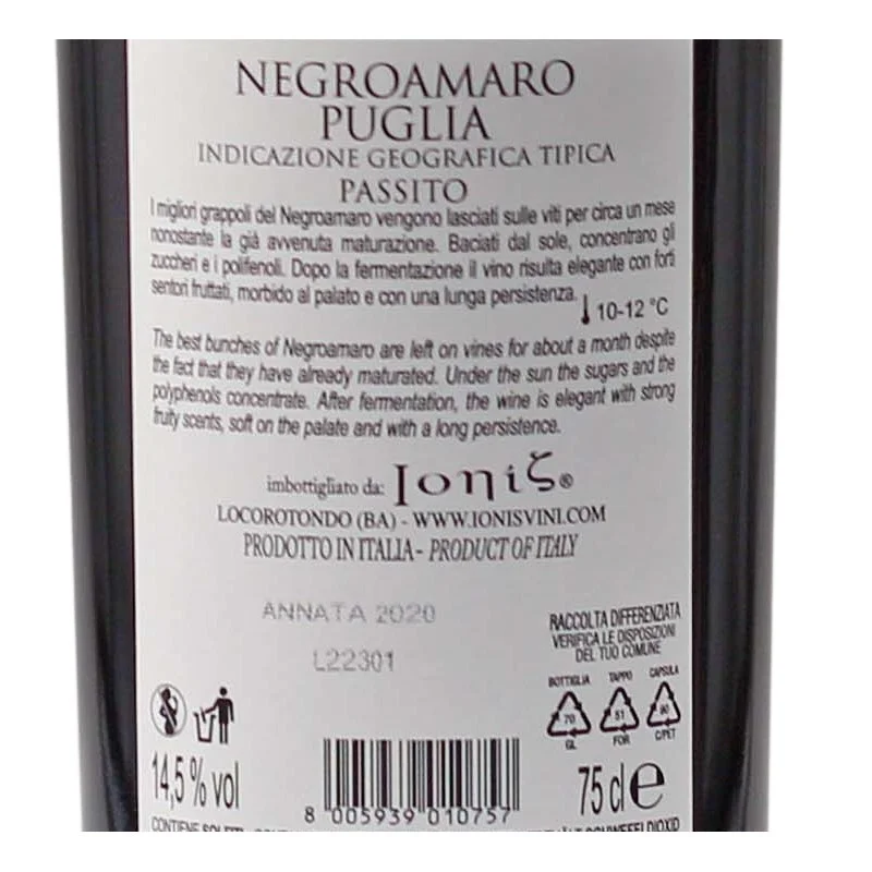 Quaranta Negroamaro Passito 0,75 L 14,5% vol Quaranta Negroamaro Passito 0,75 L 14,5% vol