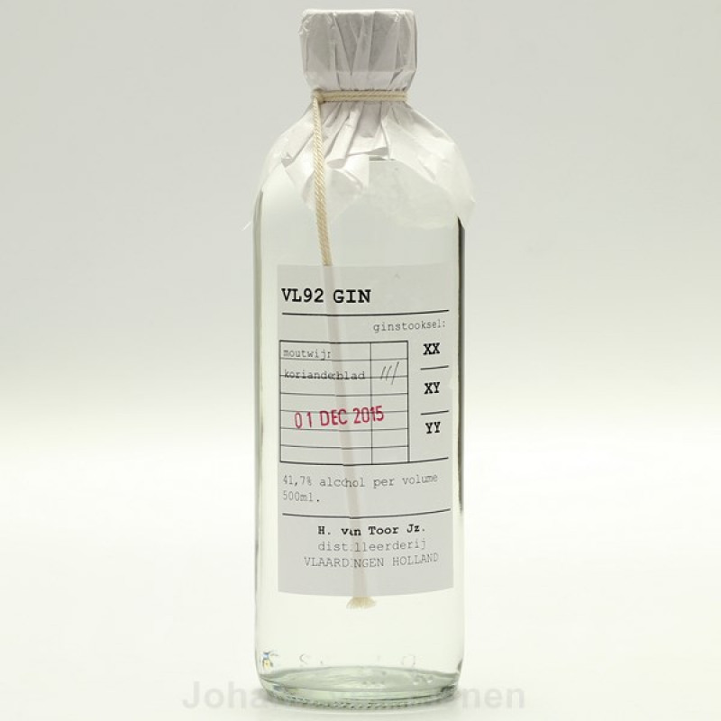 VL92 Gin 0,5 L 41,7%vol VL92 Gin 0,5 L 41,7%vol