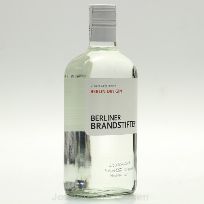 Berliner Brandstifter Dry Gin 0,7 L 43,3%vol Berliner Brandstifter Dry Gin 0,7 L 43,3%vol