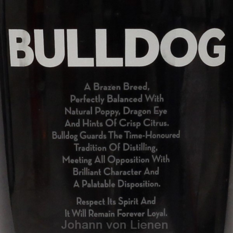 Bulldog London Dry Gin 0,7 L 40%vol Bulldog London Dry Gin 0,7 L 40%vol