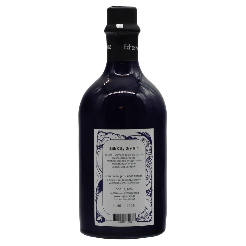 Reginerate Silk City Dry Gin 0,5 L 46% vol. Reginerate Silk City Dry Gin 0,5 L 46% vol.