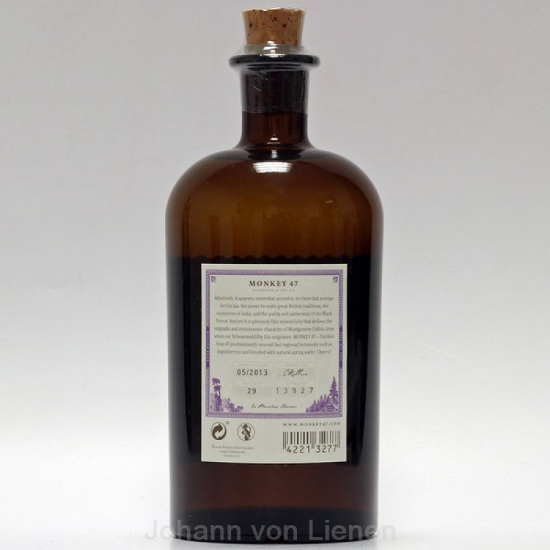 Monkey 47 Schwarzwald Dry Gin 0,5 L 47% vol. Monkey 47 Schwarzwald Dry Gin 0,5 L 47% vol.