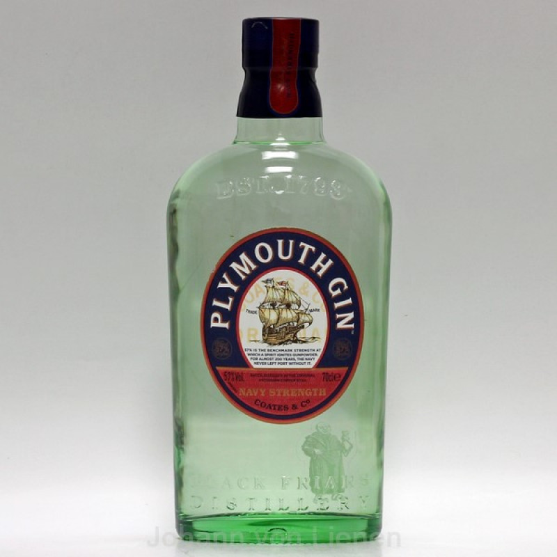 Plymouth Gin Navy Strength 0,7 L 57%vol Plymouth Gin Navy Strength 0,7 L 57%vol