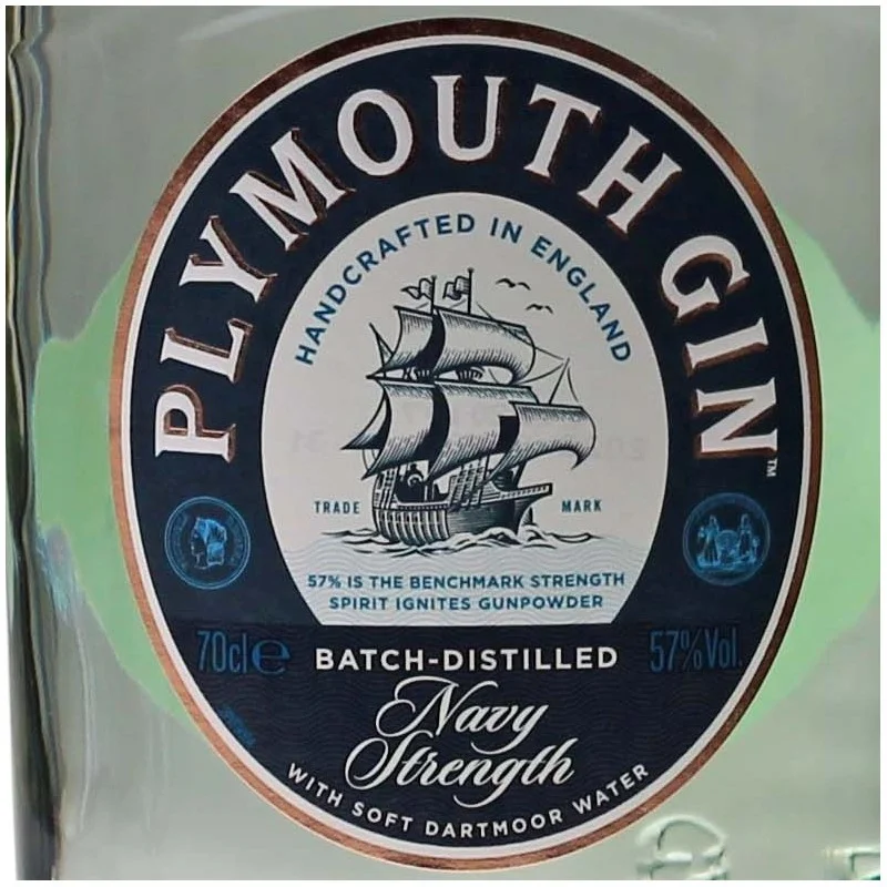 Plymouth Gin Navy Strength 0,7 L 57% vol Plymouth Gin Navy Strength 0,7 L 57% vol