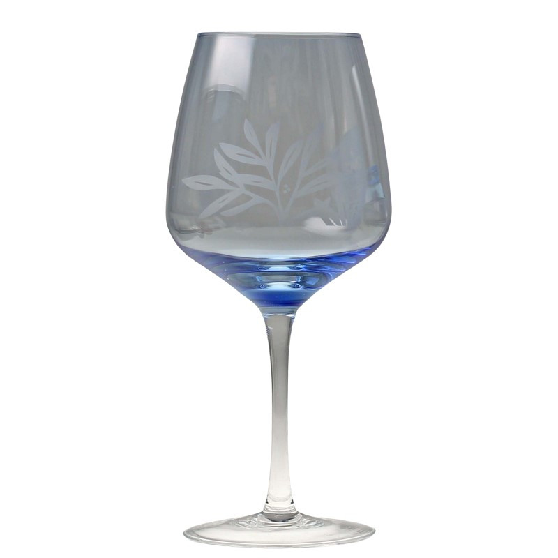 Gin Mare Geschenkset mit Glas 0,7 L 42,7% vol Gin Mare Geschenkset mit Glas 0,7 L 42,7% vol