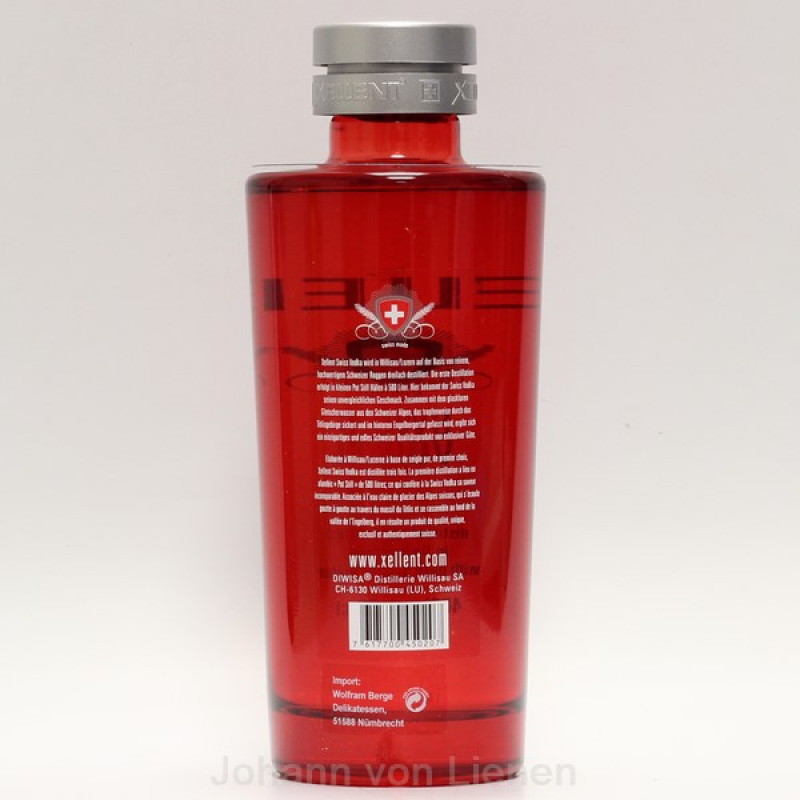 Xellent Swiss Vodka 0,7 L 40%vol Xellent Swiss Vodka 0,7 L 40%vol