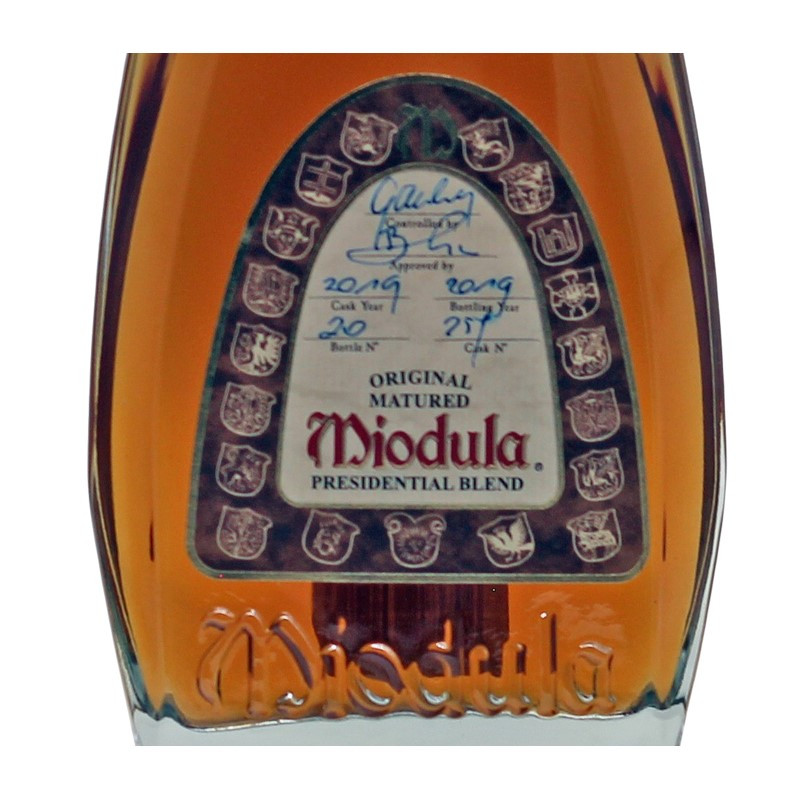 Miodula Presidential Vodka Liqueur 0,5 L40% vol Miodula Presidential Vodka Liqueur 0,5 L40% vol