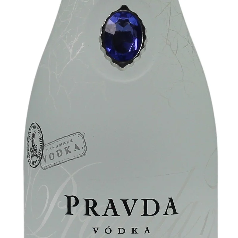 Pravda Vodka aus Polen 0,7 L 40% vol Pravda Vodka aus Polen 0,7 L 40% vol