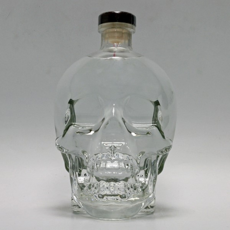 Crystal Head Vodka 1,75 Liter Crystal Head Vodka 1,75 Liter