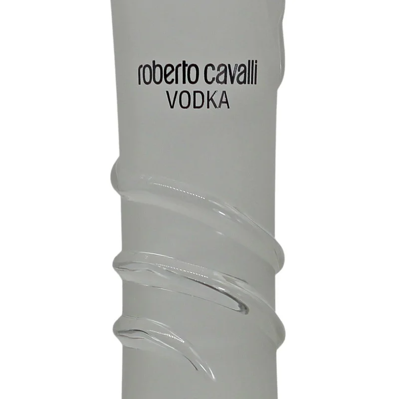 Roberto Cavalli Vodka 0,7 L 40% vol Roberto Cavalli Vodka 0,7 L 40% vol