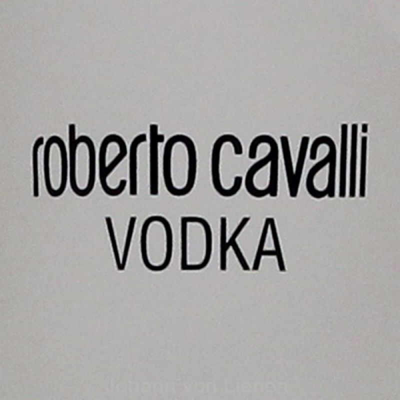 Roberto Cavalli Vodka 0,7 L 40%vol Roberto Cavalli Vodka 0,7 L 40%vol