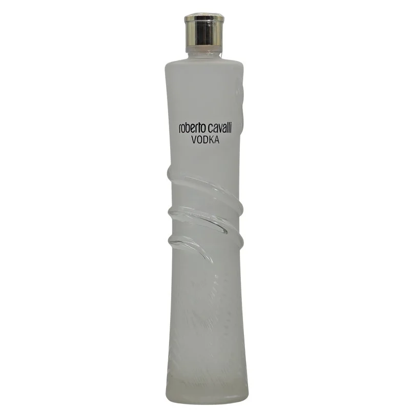 Roberto Cavalli Vodka 0,7 L 40% vol Roberto Cavalli Vodka 0,7 L 40% vol