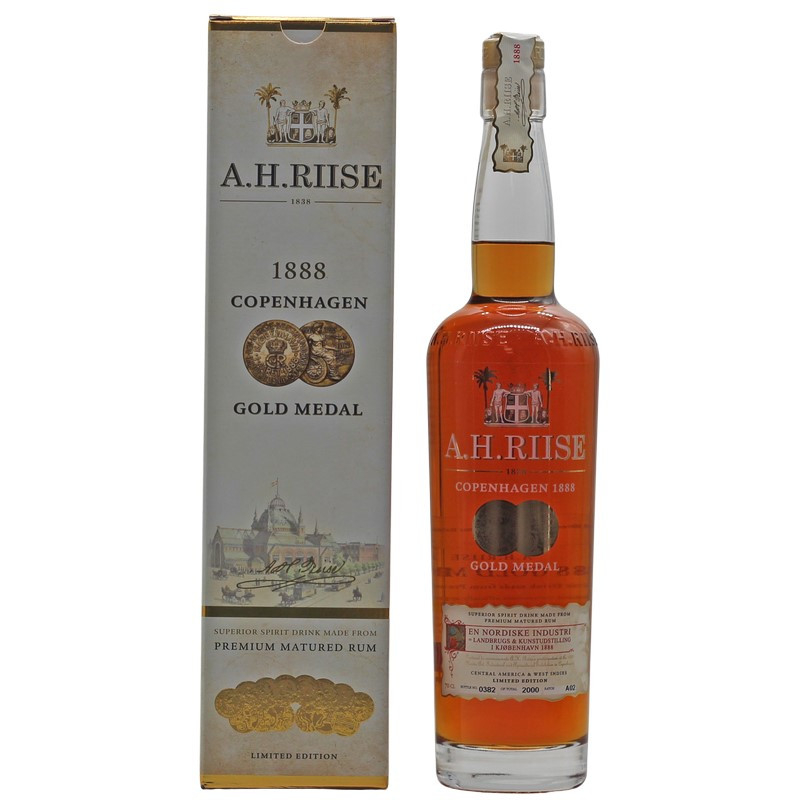 A. H. Riise 1888 Gold Medal 0,7 L 40% vol A. H. Riise 1888 Gold Medal 0,7 L 40% vol