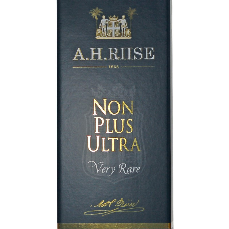 A.H. Riise Non Plus Ultra 0,7 L 42% vol