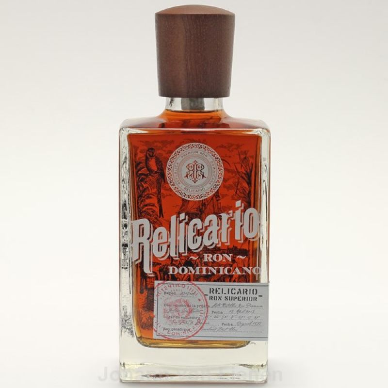 Ron Relicario Solera Superior Rum 0,7 L 40%vol Ron Relicario Solera Superior Rum 0,7 L 40%vol