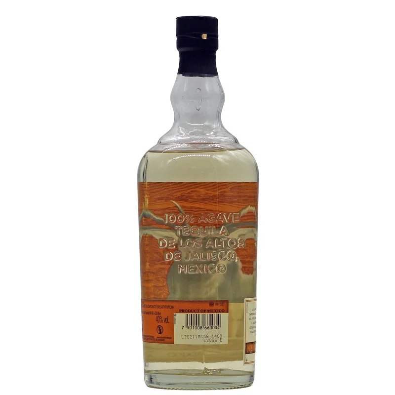 Cazadores Tequila Reposado 0,7 L 40% vol Cazadores Tequila Reposado 0,7 L 40% vol