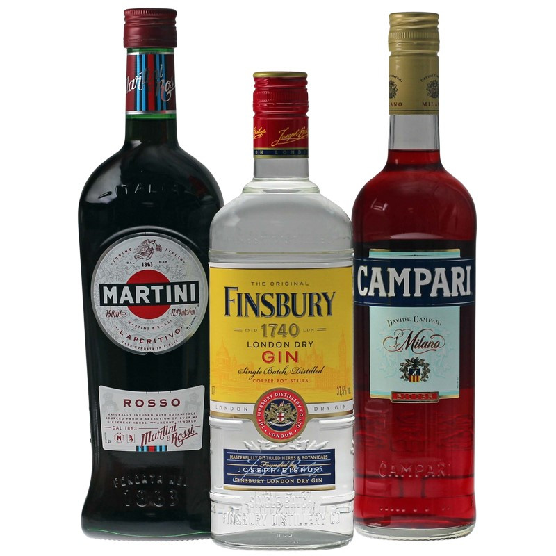 Negroni Cocktail Set mit Gin, rotem Wermut und Campari Negroni Cocktail Set mit Gin, rotem Wermut und Campari