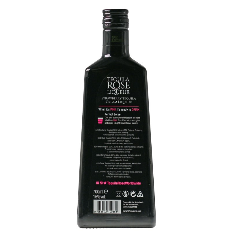 Tequila Rose Strawberry Cream Likör 0,7 L 15% vol Tequila Rose Strawberry Cream Likör 0,7 L 15% vol
