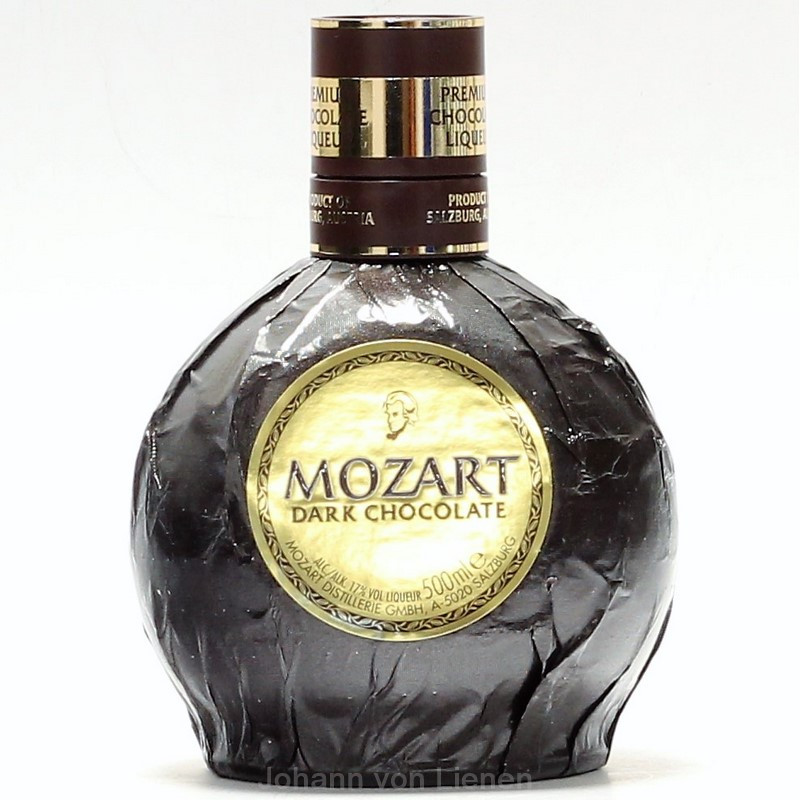 Mozart Dark Chocolate Black Liqueur 0,5 L 17%vol Mozart Dark Chocolate Black Liqueur 0,5 L 17%vol