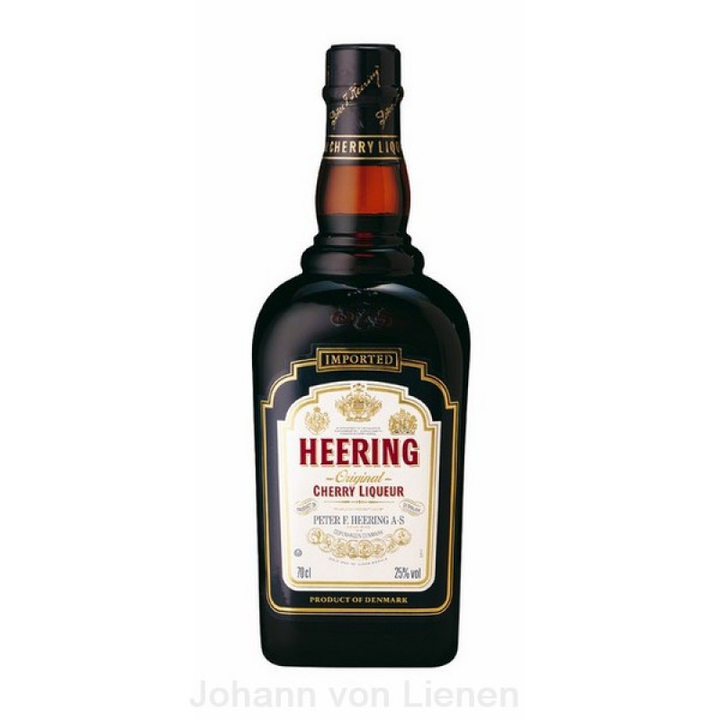 Heering Cherry Liqueur 0,7 L 24%vol Heering Cherry Liqueur 0,7 L 24%vol