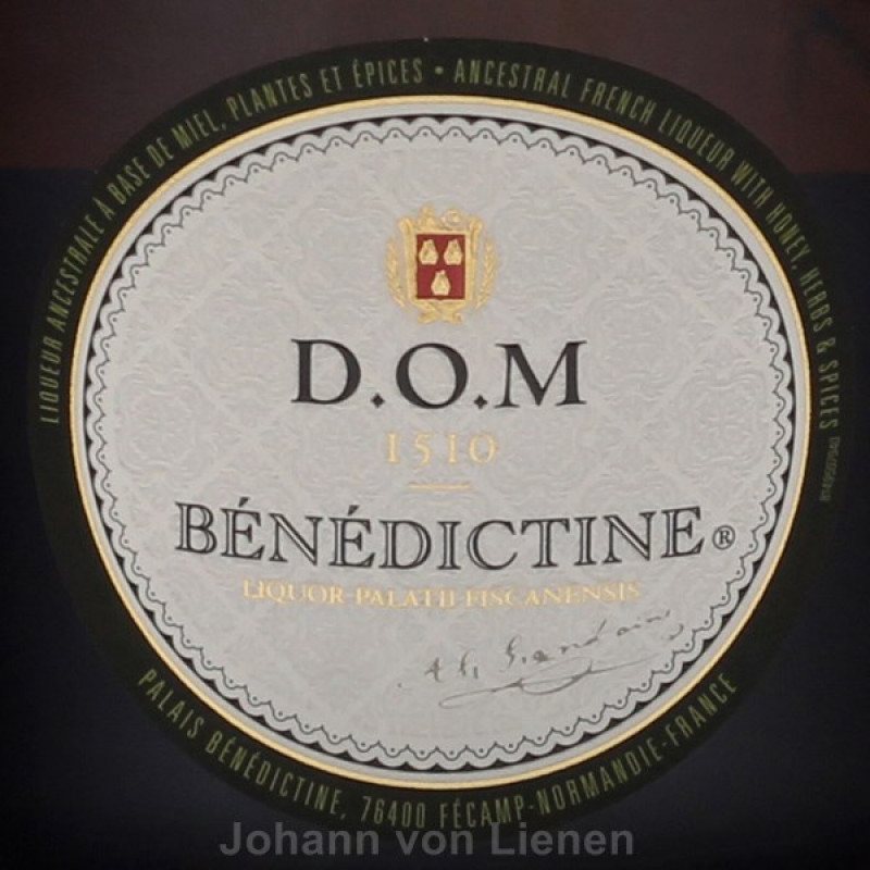 Benedictine D.O.M. Liqueur 0,7 L 40% Benedictine D.O.M. Liqueur 0,7 L 40%